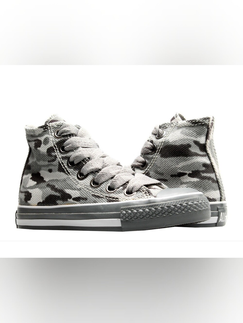 Converse Chuck Taylor All Star Hi Sneaker in Camo/Black/Charcoal/Grey Size 7.5